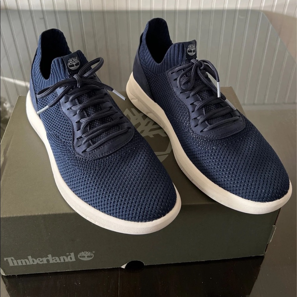 💙🤍 Like new Timberland sneakers Men size 10